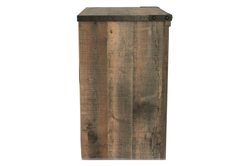 Trinell Brown Nightstand - DMV FurnitureNightstand