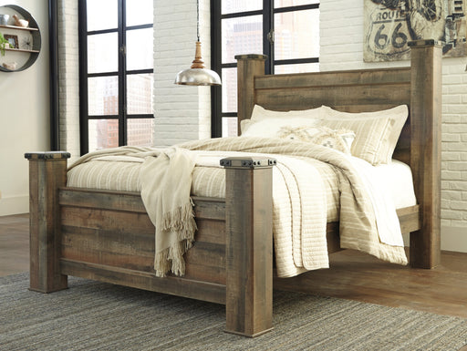 Trinell Brown Queen Poster Bed - DMV FurnitureQueen Bed