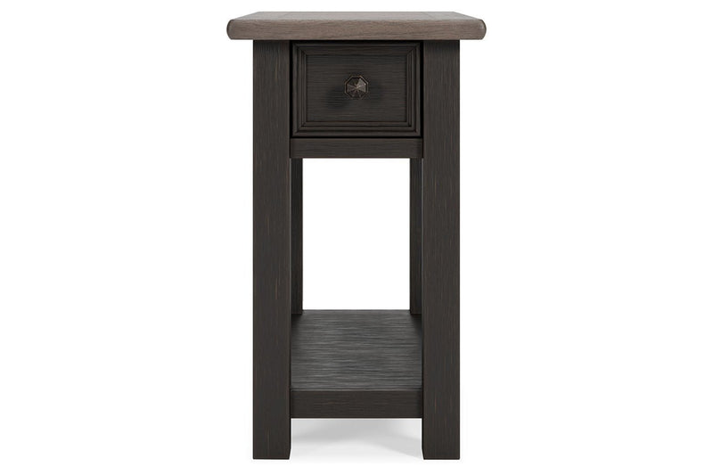 Tyler Creek Two - tone Chairside End Table - DMV FurnitureEnd Table Chair Side