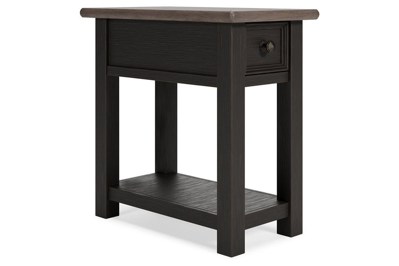 Tyler Creek Two - tone Chairside End Table - DMV FurnitureEnd Table Chair Side