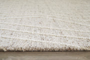 Varahill Gray/Ivory Medium Rug - R406932