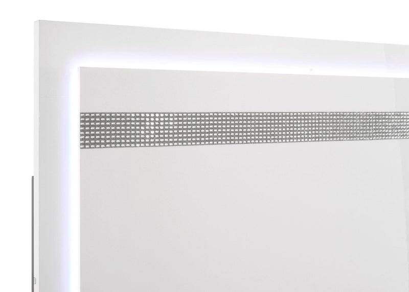 Viana 4-Piece Touch-Control LED Eastern King Bedroom Set White High Gloss - 225211KE-S4