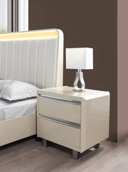 Viola Cream High Gloss Lacquer 4 pc Queen Bedroom Set - VIOLABEDROOM-4PCQ
