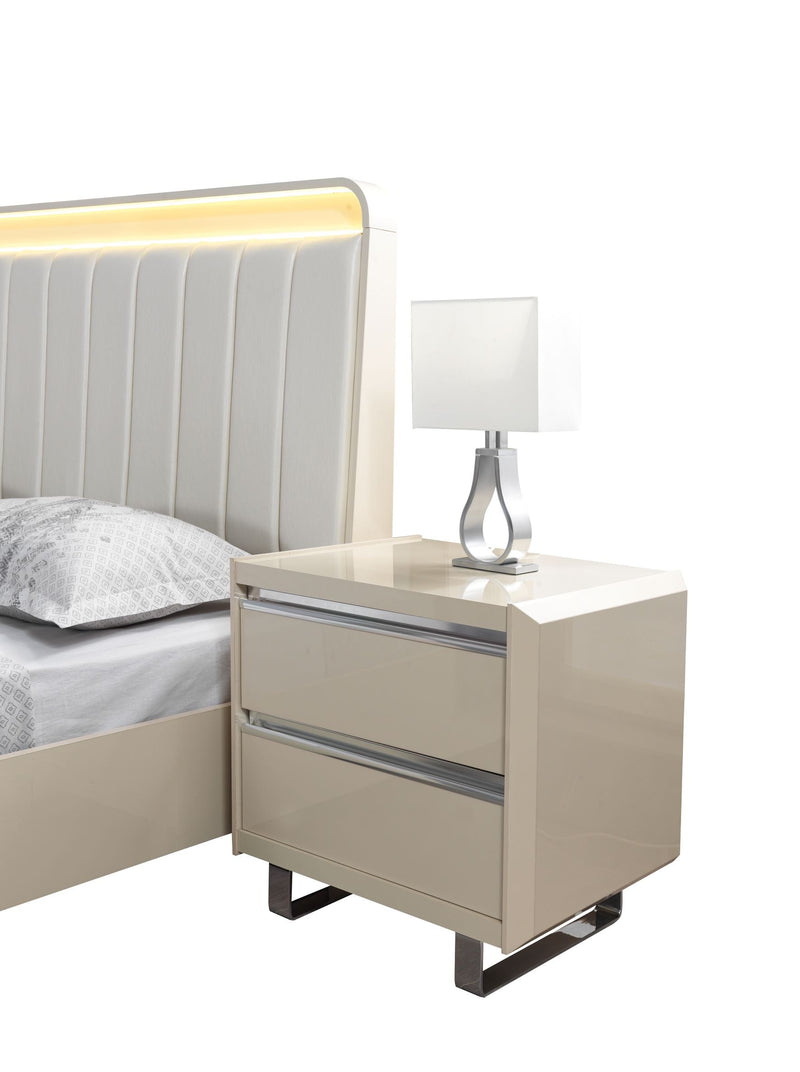 Viola Cream High Gloss Lacquer 4 pc Queen Bedroom Set - VIOLABEDROOM-4PCQ