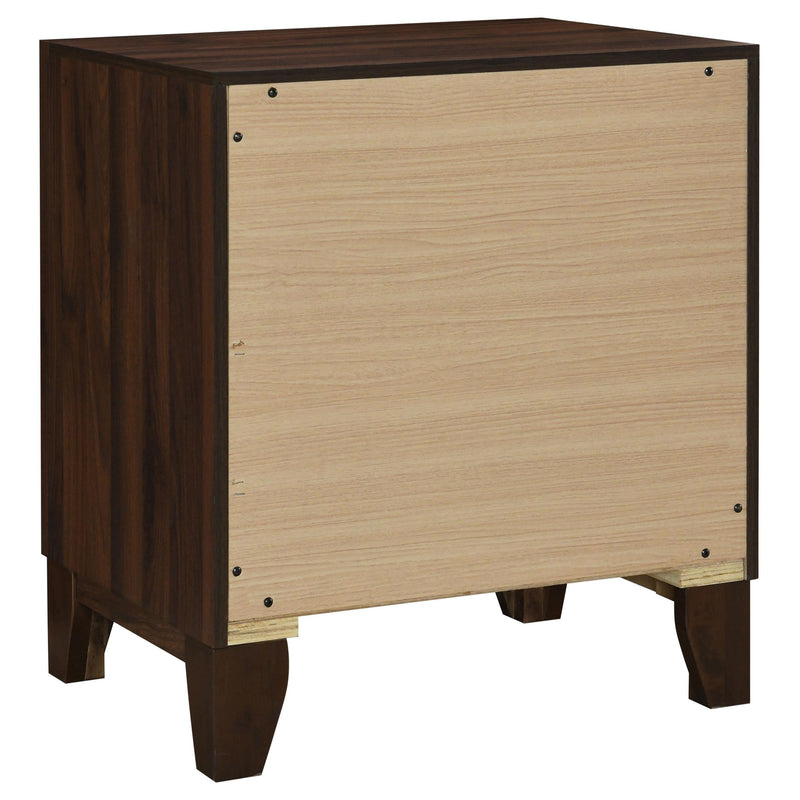 Welsley 4-piece Eastern King Bedroom Set Walnut - 223441KE-S4