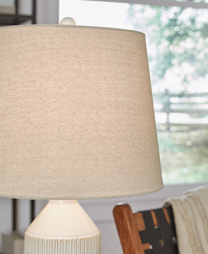 Willport Table Lamp (Set of 2) - DMV FurnitureTable Lamp Pair