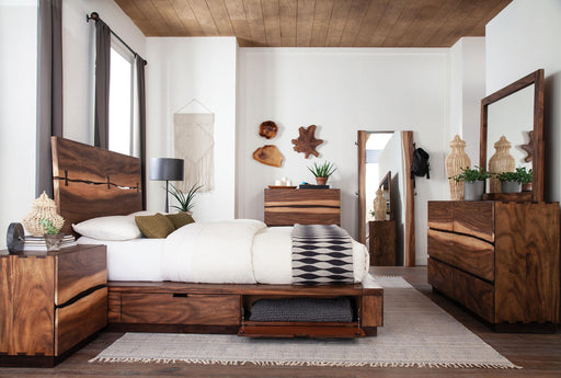 Winslow 5-piece Eastern King Bedroom Set Smokey Walnut - 223250SKE-S5