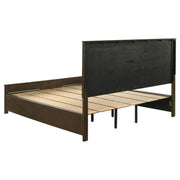 Woodmont 4-piece California King Bedroom Set Golden Brown - 222631KW-S4