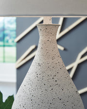 Wyattford White/Black Table Lamp - L207614