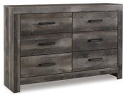Wynnlow King Poster Bed with Dresser in Gray - PKG005121
