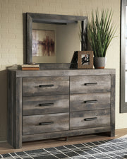 Wynnlow Queen Crossbuck Panel Bed with Mirrored Dresser, Chest and Nightstand in Gray - PKG005700