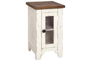 Wystfield White/Brown Chairside End Table - DMV FurnitureEnd Table Chair Side