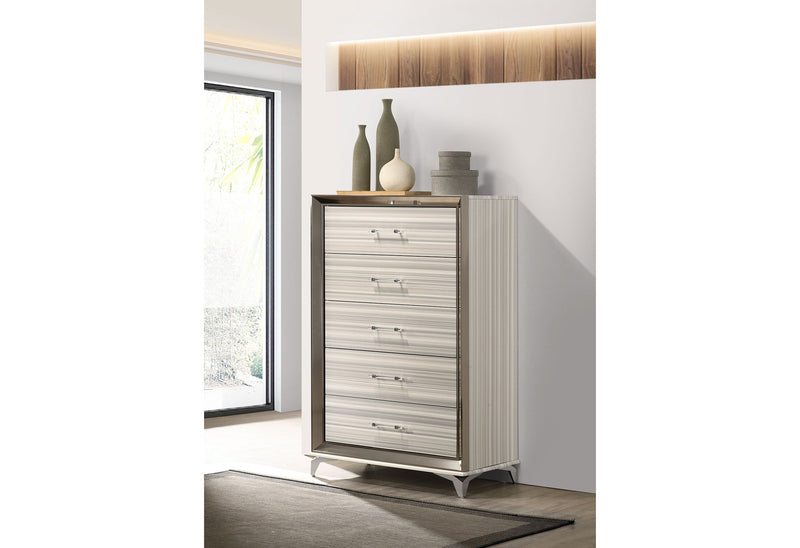 Zambrano White Chest - DMV FurnitureChest