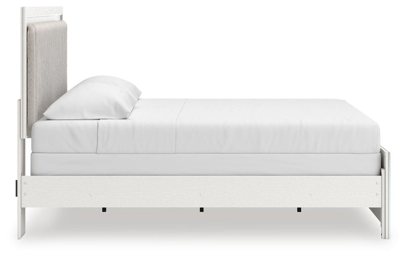 Zuraleus King Upholstered Panel Bed and Dresser in White - PKG022837